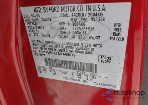 2005 Ford Escape Xls z USA, uszkodzony, nr VIN 1FMYU92Z75DA05019